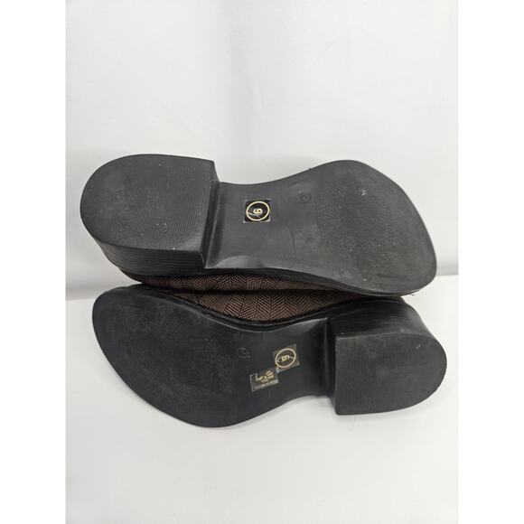 Charleston Shoe Company Slip On Ankle Boots Barcelona 9 Bootie Stretch V Front - Picture 7 of 8